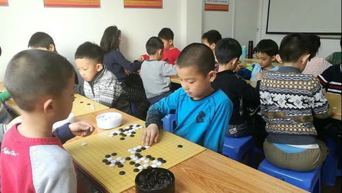 天健围棋精品班,小班型授课,家长免费陪读,开启少儿智慧的心灵乐园